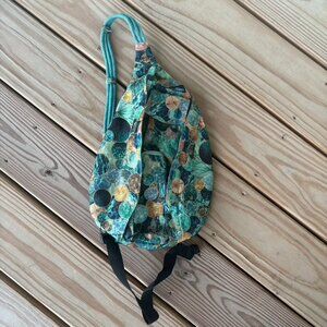 Kavu | Bags | Kavu Rope Sling Bag Gray Holly Pattern Retired  display picture 1
